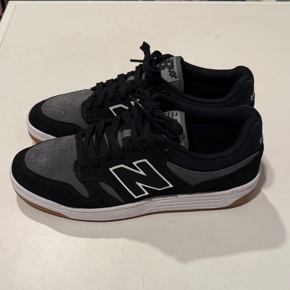 New Balance Men's Numeric 480 Black and Gray Sneakers - Picture 3 of 5